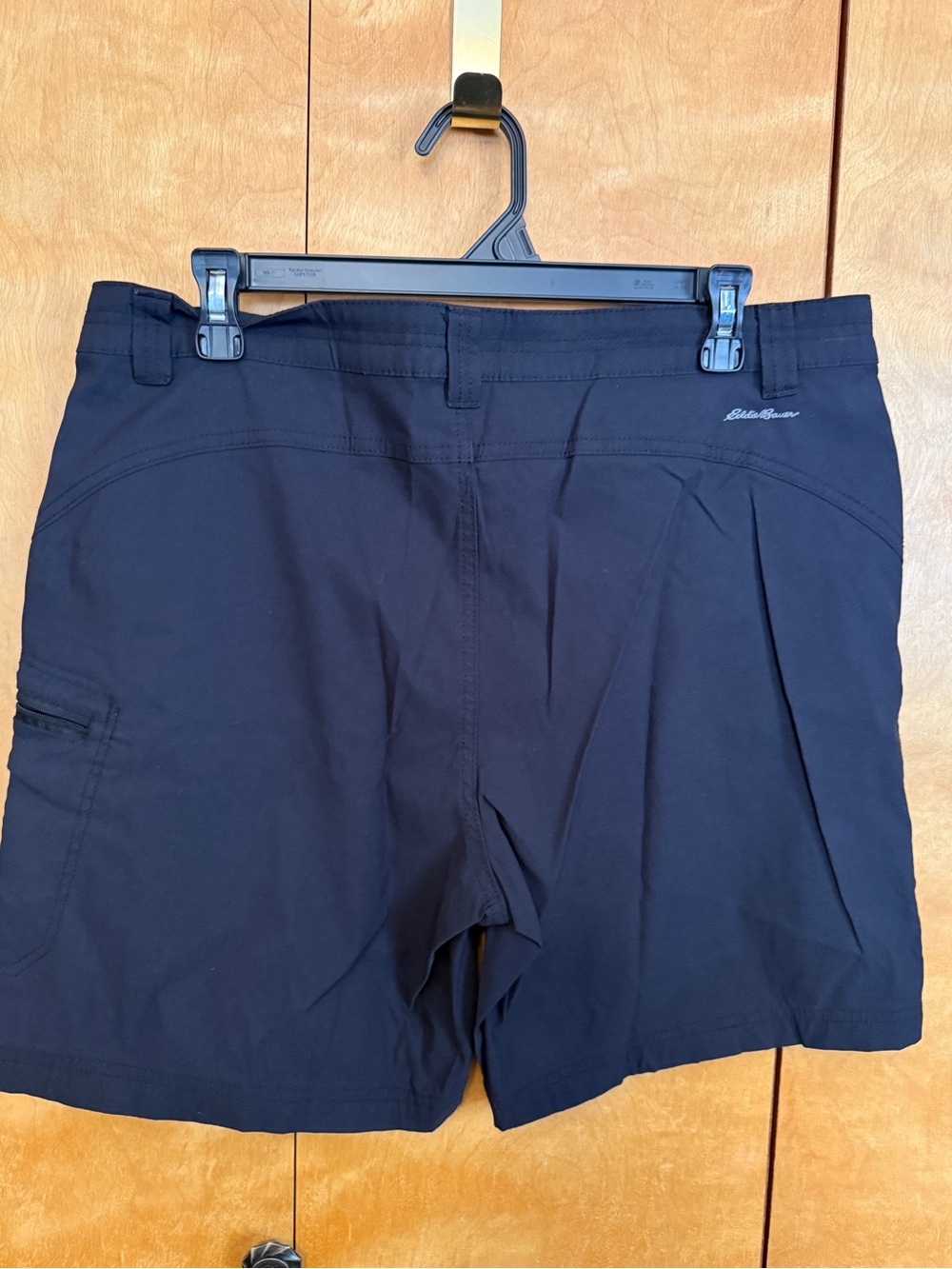 Eddie Bauer Women's Rainier water proof active Shorts - Black size women 14